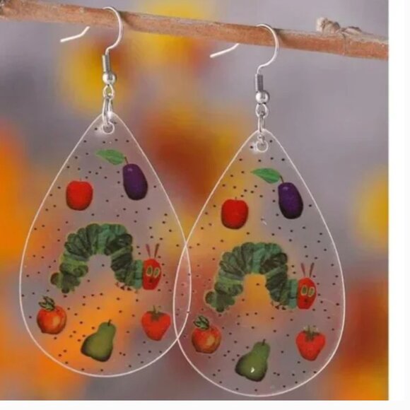⭐️❤️ FREE Caterpillar Artsy Drop Hungry Animal Insect Bug Childs Girly Earrings - Picture 1 of 4